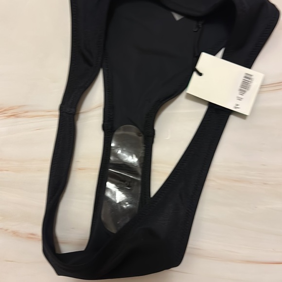 Aritzia Babaton TNA bikini set - Picture 3 of 4